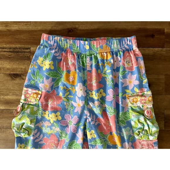 Wildflowers Best Day Ever Spring Fling Ruffle Blue Green Pink Floral Capri Pants - Picture 3 of 8